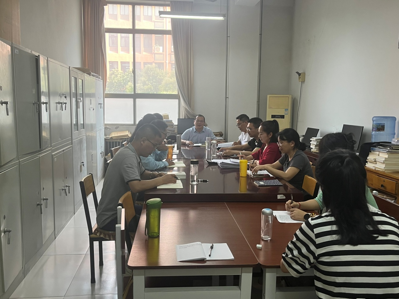 原理座谈.png 原理座谈.png